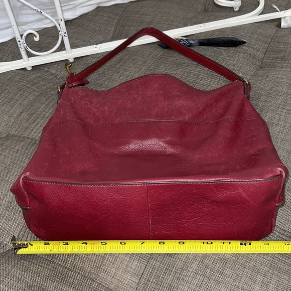 Fossil red leather purse and leather wallet. - Picture 7 of 10